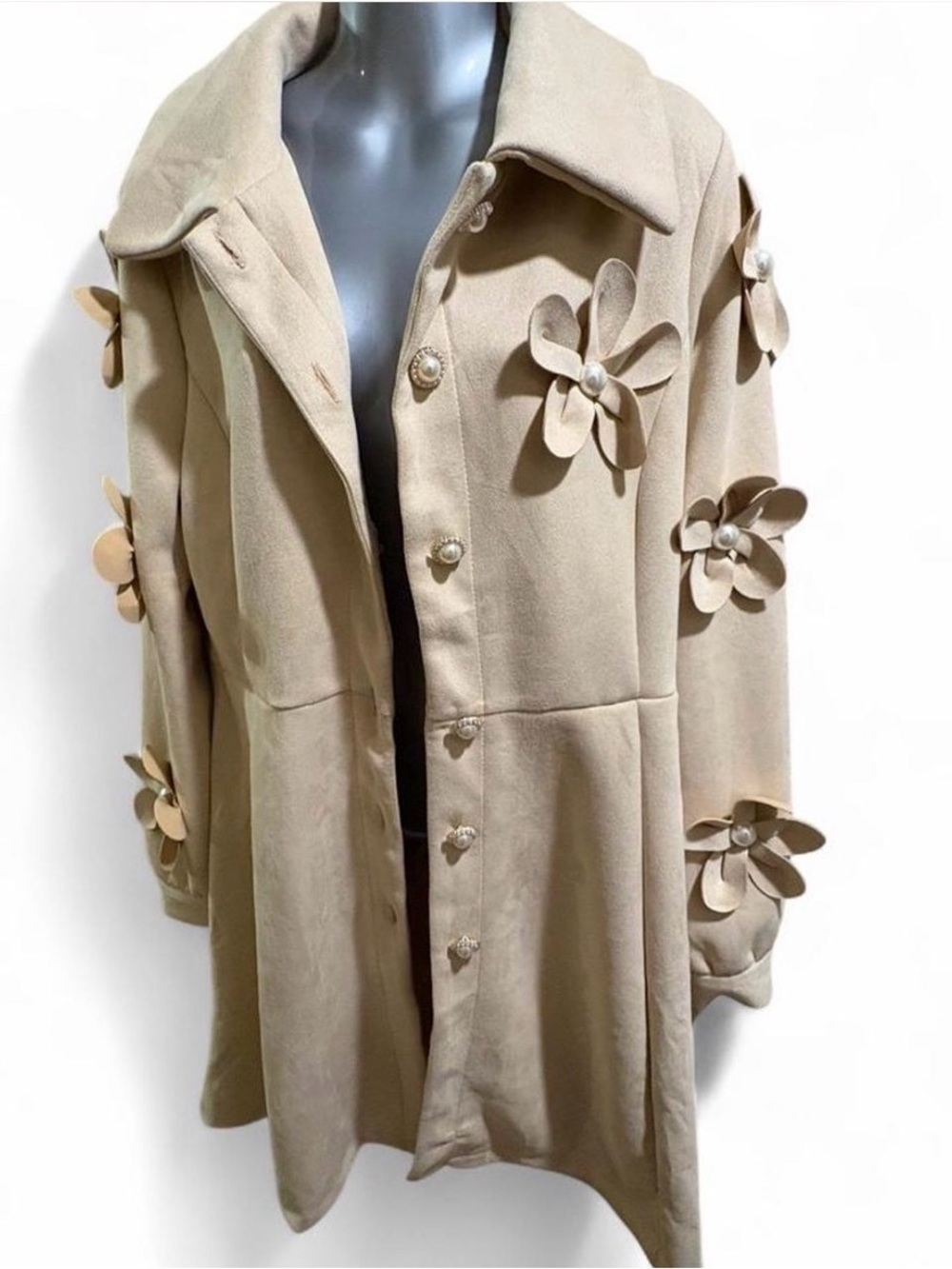 Alice Blue Women's Beige Floral Appliqué Coat Sz L